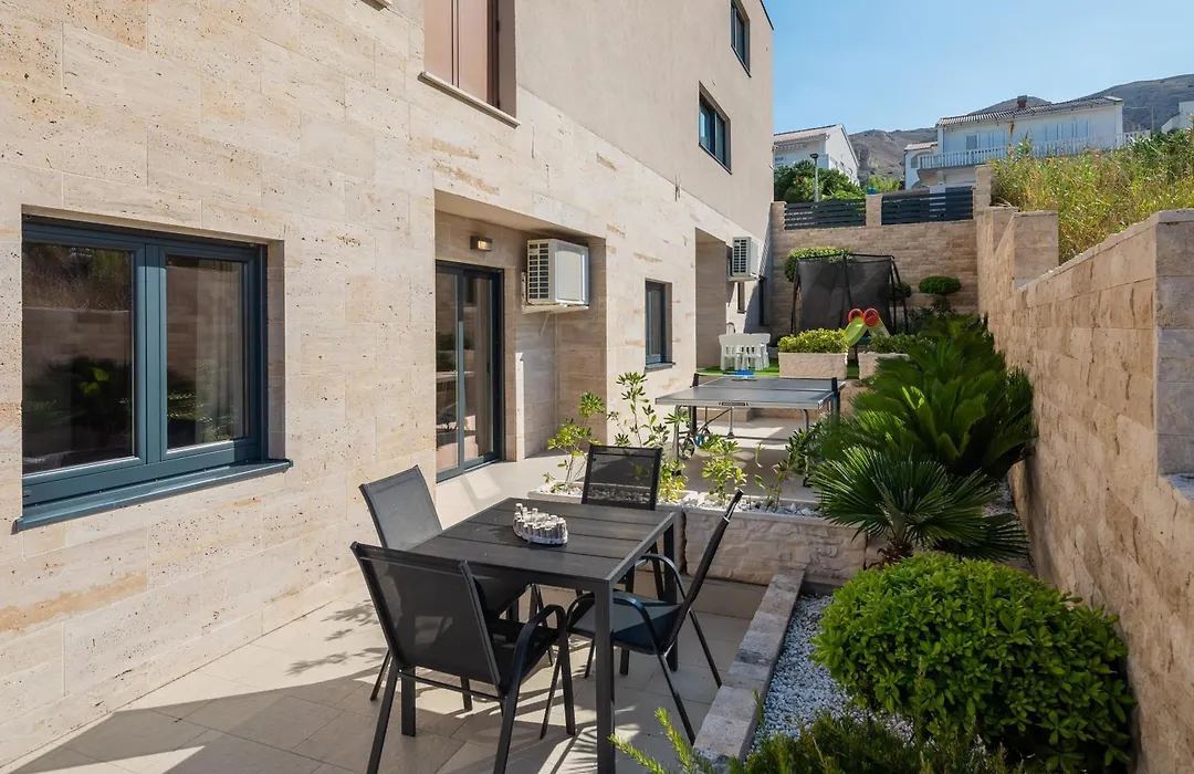 Villa Emma Pag-1