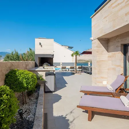 Villa Emma Pag-2